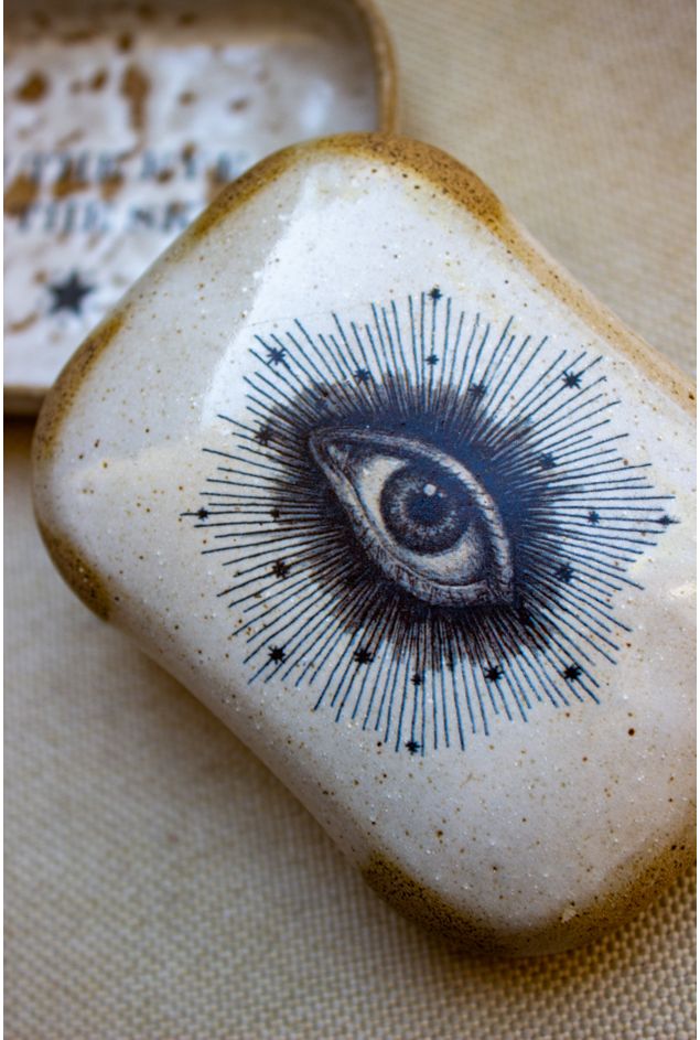 Caixinha Eye 2.jpg
